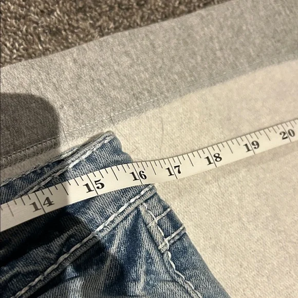 Rue21 Light Blue Distressed Straight Jeans - Picture 6 of 6